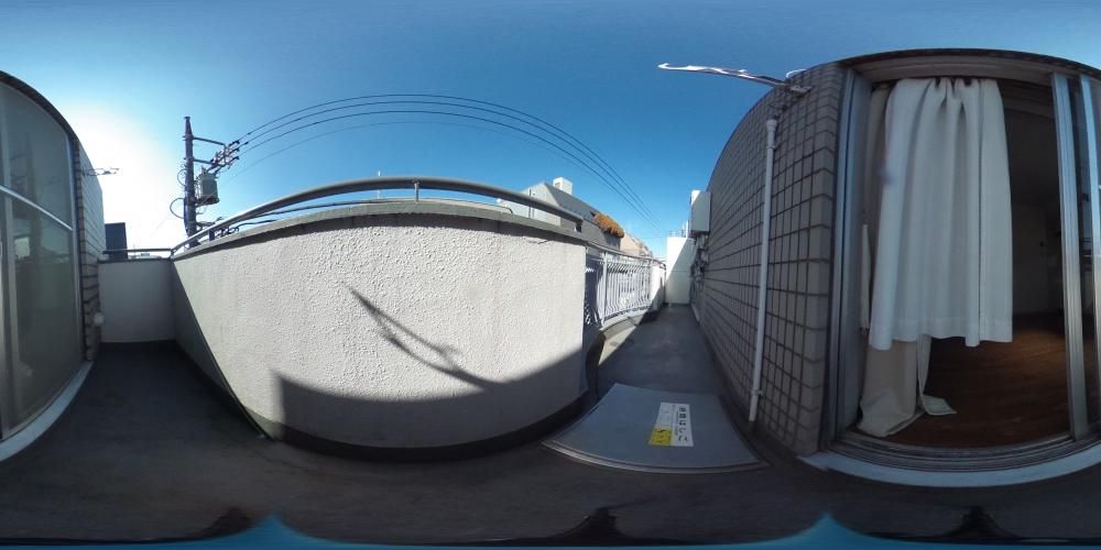 �o���R�j�[