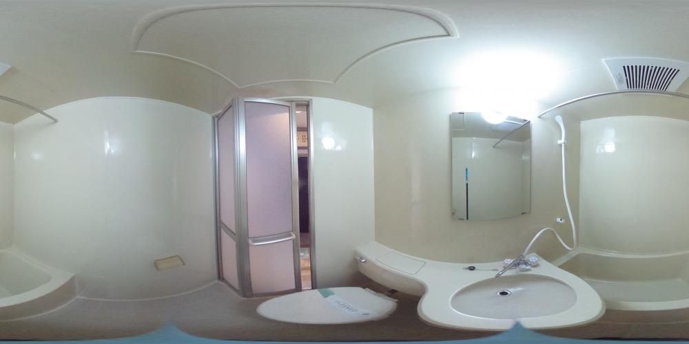 �o�X���[��