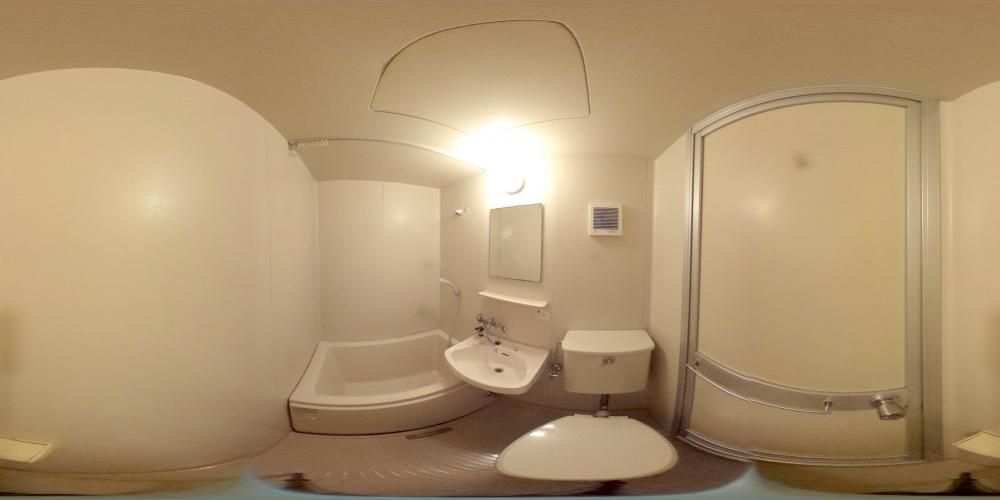 �o�X���[��