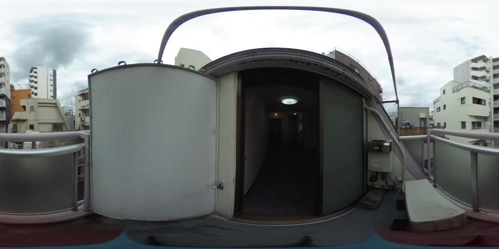 �o���R�j�[