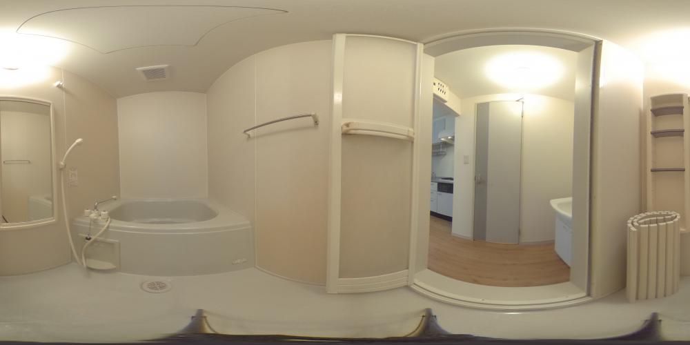 �o�X���[��